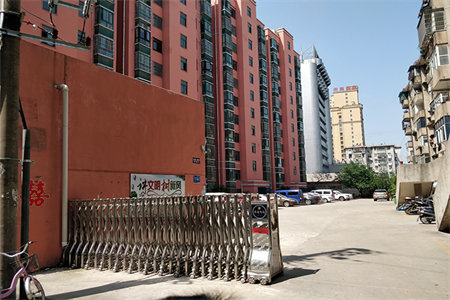 清河上城2室2厅1卫45万96m2中档装修出售